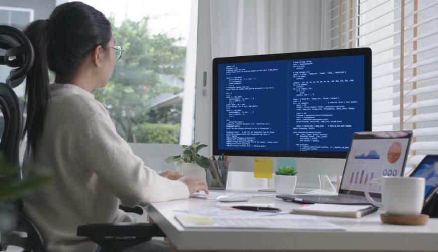 江达县企业数字化解决方案：机器学习赋能商业模式升级的核心路径